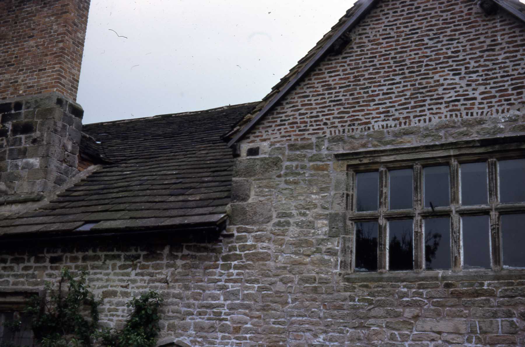 D2 020 Corley Old Hall - detail of brickwork.jpg